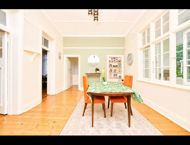 5 BEDROOM HOUSE FOR SALE IN GLENWOOD